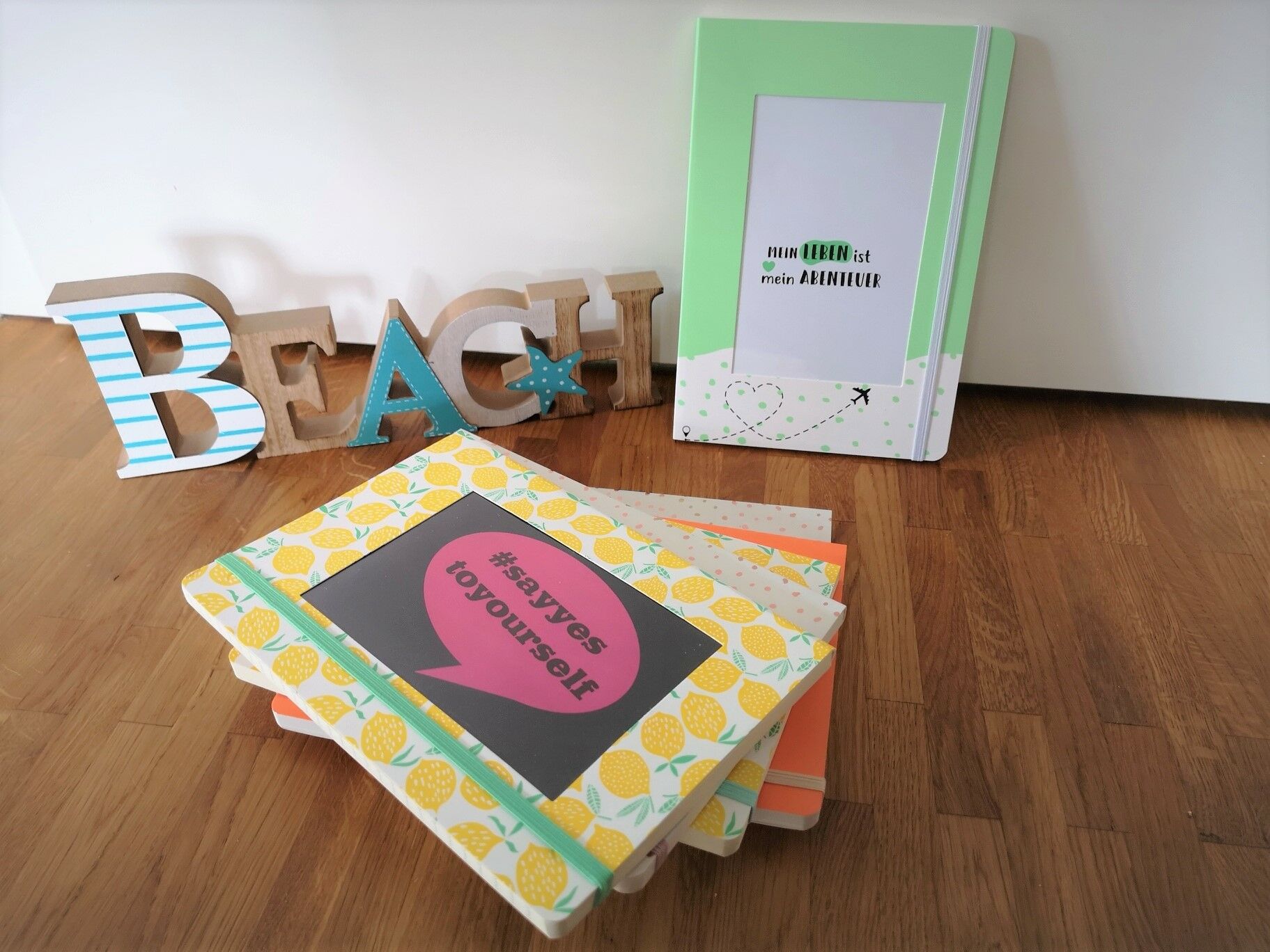 Foto der Gewinnspiel-Tagebücher