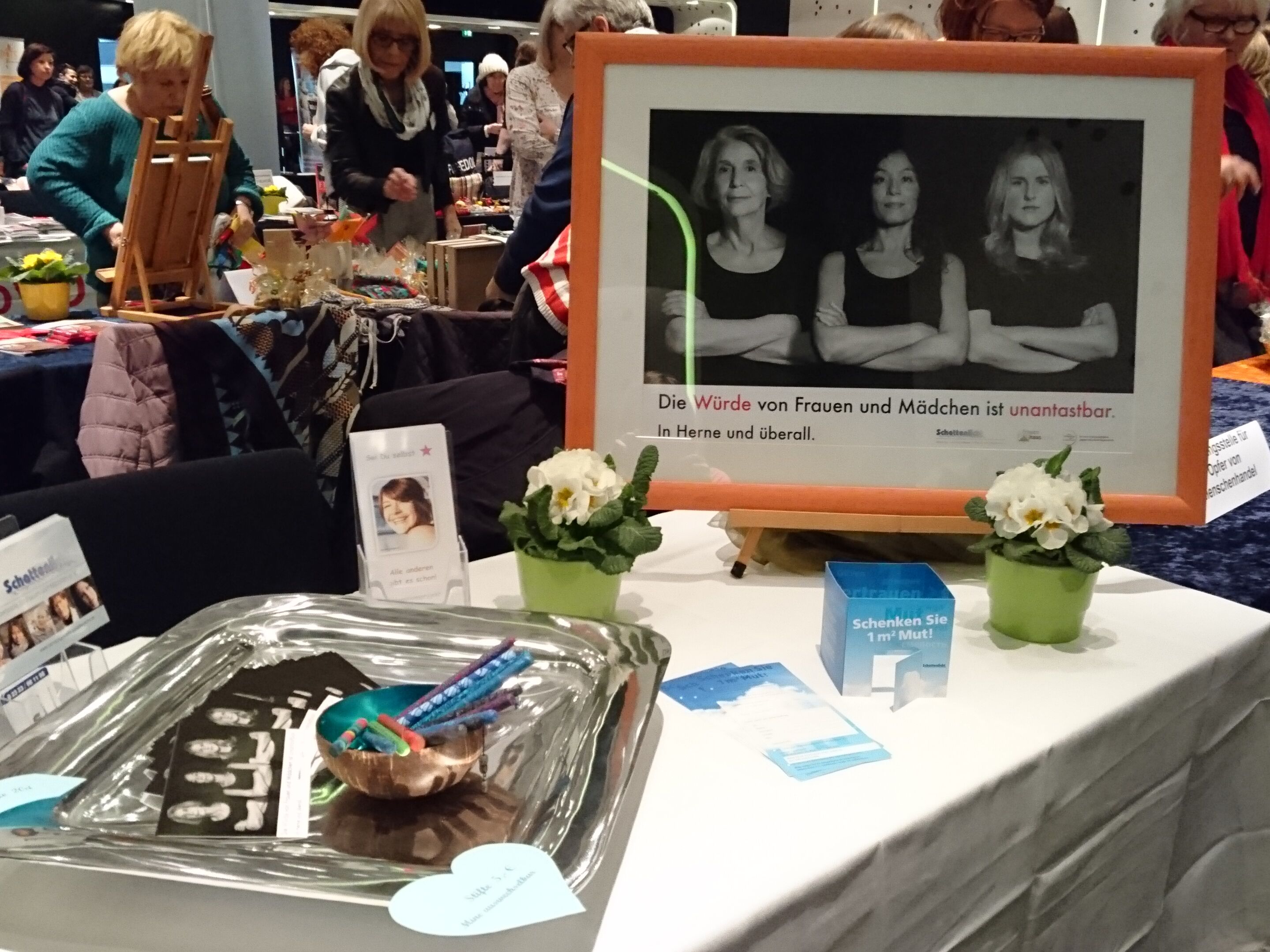 Foto vom Infotisch beim Frauentag 2019